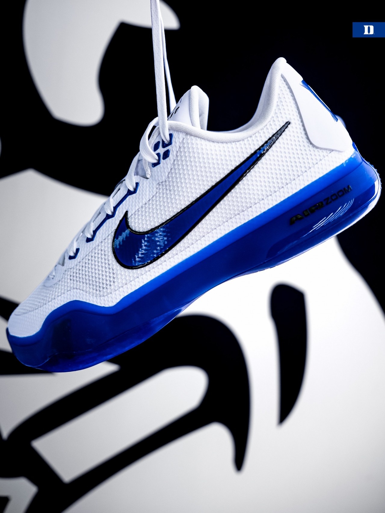 杜克大学女篮晒专属Kobe 10 Protro PE！两款蓝白黑配色亮相